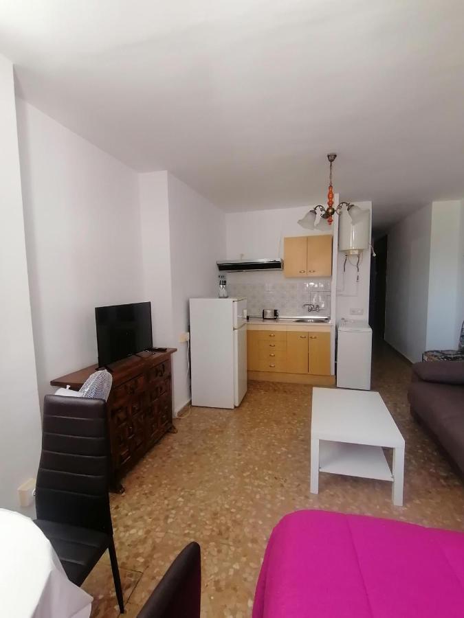 Estudio Nerja Luna Apartment Luaran gambar