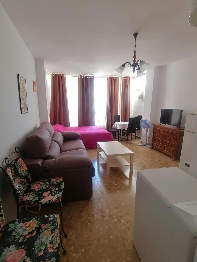Estudio Nerja Luna Apartment Luaran gambar
